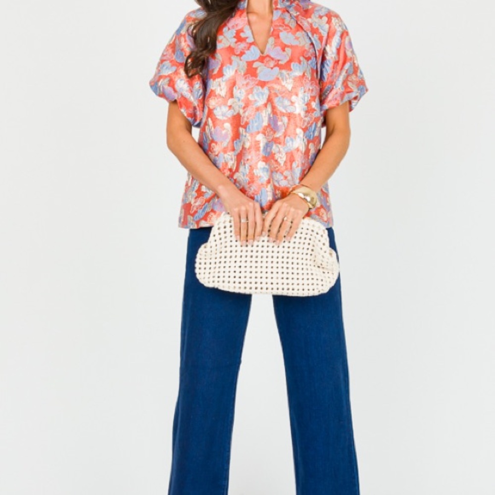Brocade Floral v neck Blouse, size M